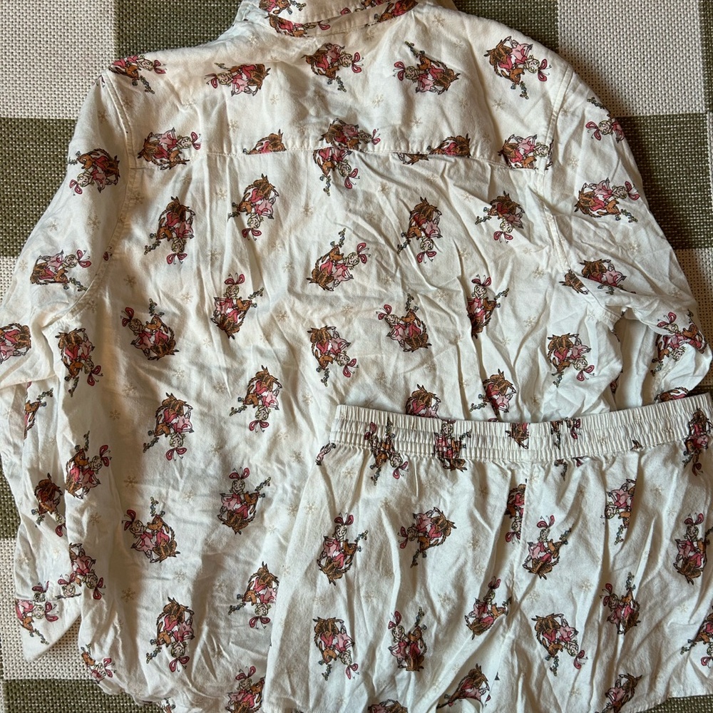 Aerie Grinch Cindy Lou flannel pajamas size medium Christmas holiday - Picture 7 of 8